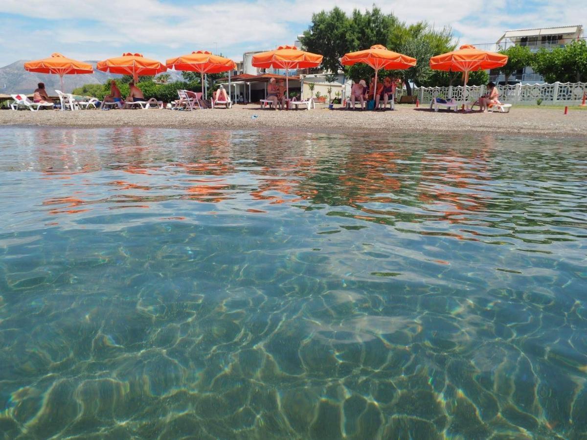 Akrogiali Beach Rooms Amarynthos Eksteriør billede