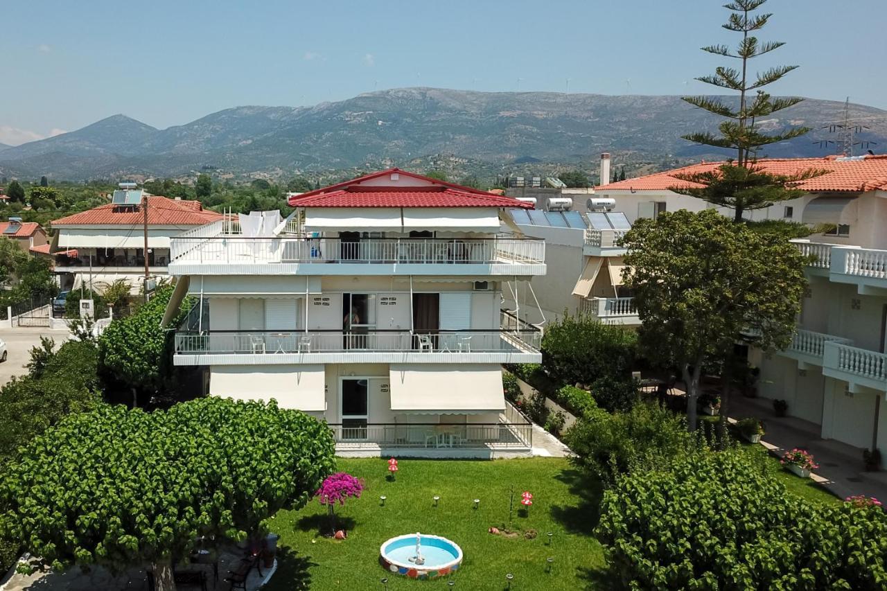 Akrogiali Beach Rooms Amarynthos Eksteriør billede
