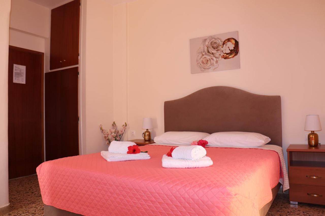 Akrogiali Beach Rooms Amarynthos Eksteriør billede