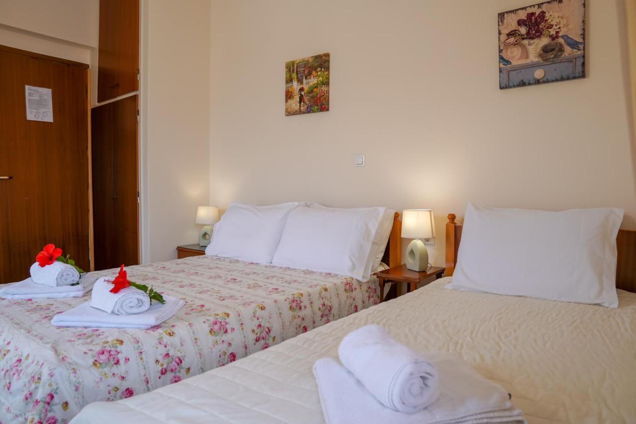 Akrogiali Beach Rooms Amarynthos Eksteriør billede