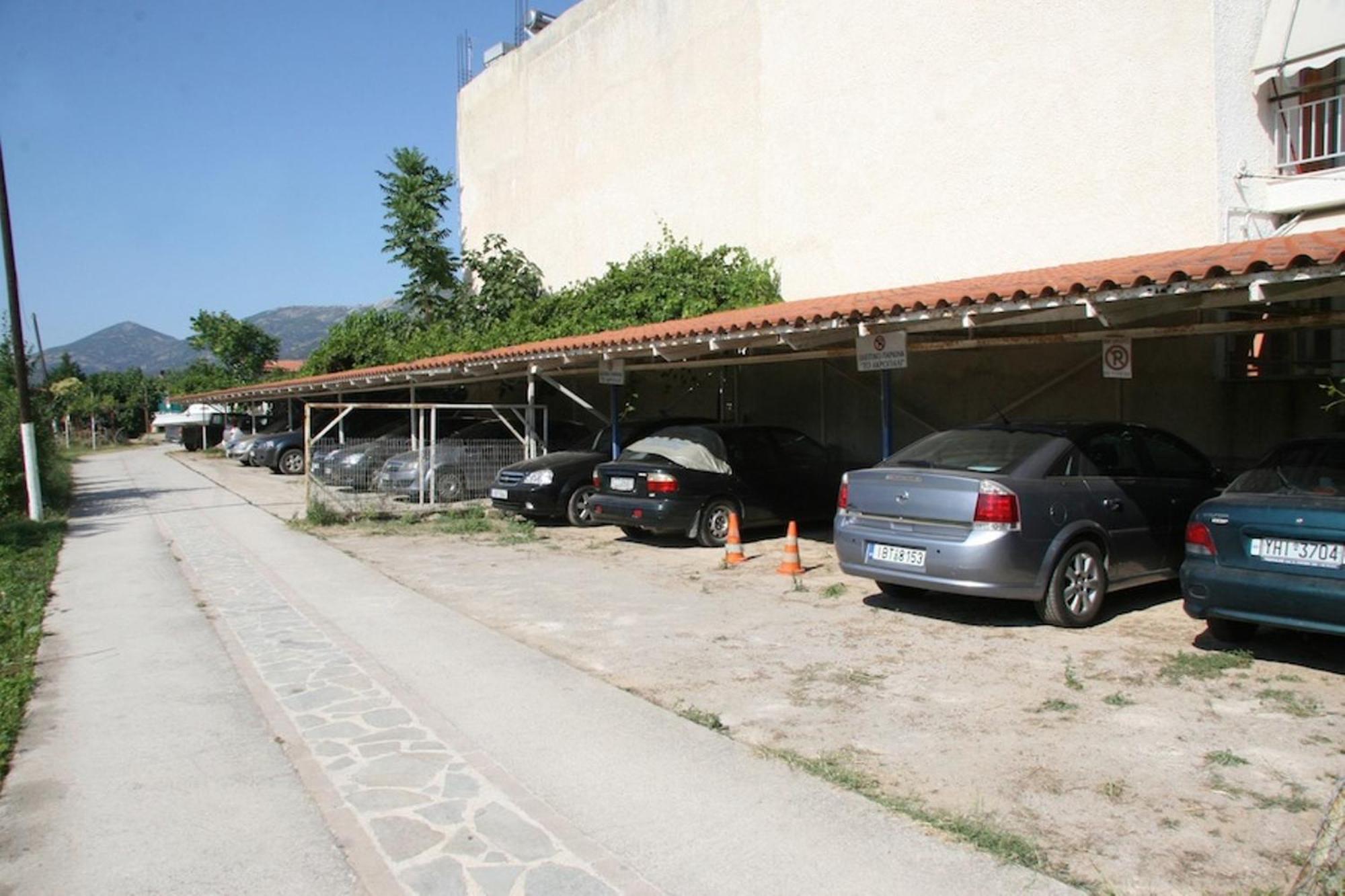 Akrogiali Beach Rooms Amarynthos Eksteriør billede